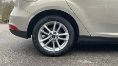 Ford Focus 1.0 EcoBoost Zetec 5dr Petrol Hatchback